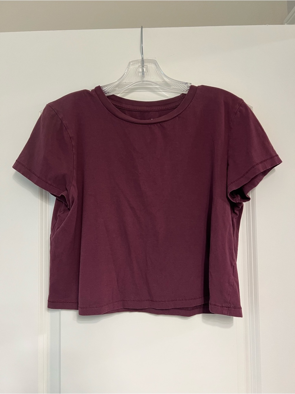 Women’s Short Sleeve Cropped Crewneck Tee - Plum